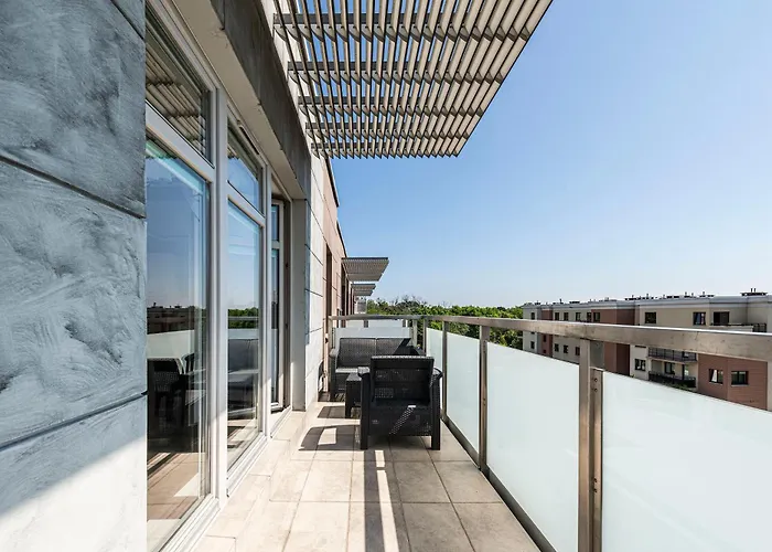 Lion Apartments - Rooftop Apartment With Terrace